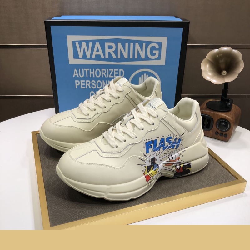 G*u*i casual shoes